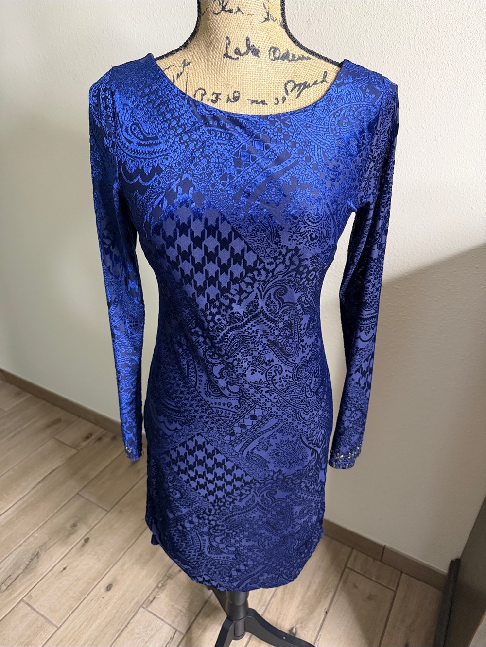 VENUS Royal Blue Long-Sleeve Dress